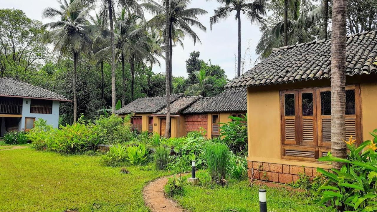 The Orchard Resort Belgaum Ngoại thất bức ảnh